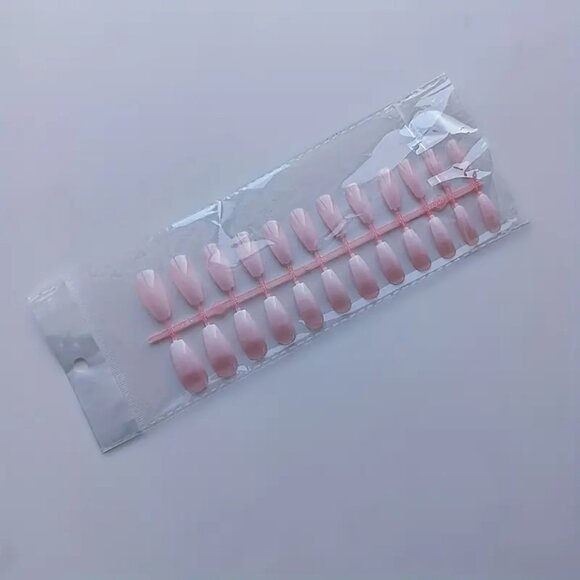 24 Piece Ballerina-Shaped Press-On Nails - Picture 3 of 5